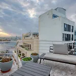 Roof Terrace, Seaview 3 Bedroom Penthouse Goslm-11 * Sliema