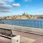 Roof Terrace, Seaview 3 Bedroom Penthouse Goslm-11 Apartamento