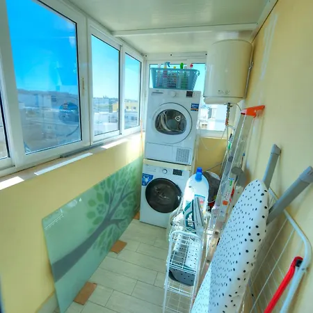 Apartment Roof Terrace, Seaview 3 Bedroom Penthouse Goslm-11 Sliema