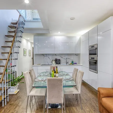 Apartamento Roof Terrace, Seaview 3 Bedroom Penthouse Goslm-11 *