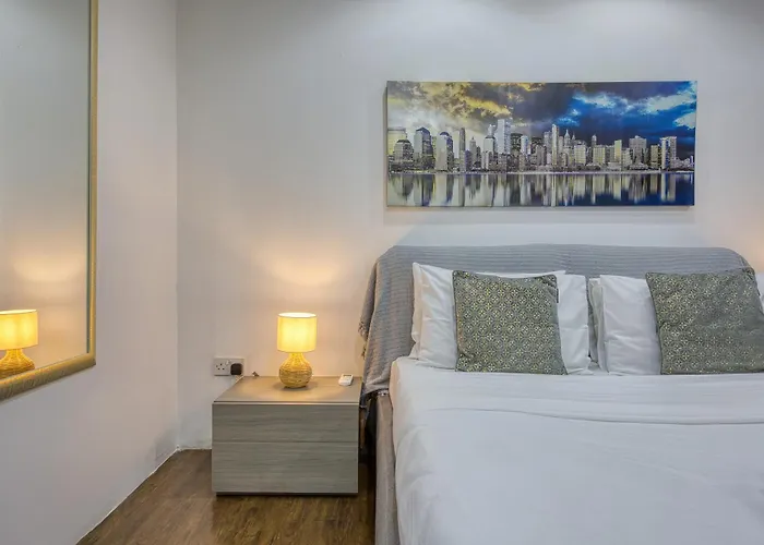 Roof Terrace, Seaview 3 Bedroom Penthouse Goslm-11 Sliema