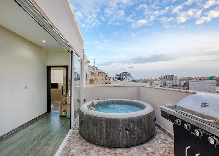 Roof Terrace, Seaview 3 Bedroom Penthouse Goslm-11 Apartamento