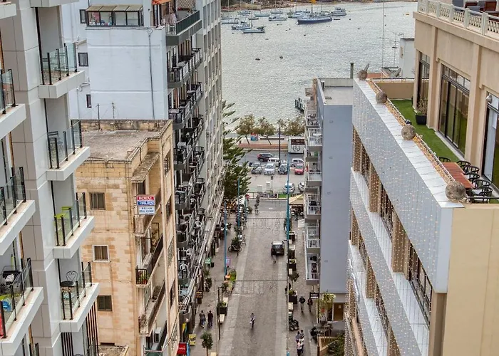 Roof Terrace, Seaview 3 Bedroom Penthouse Goslm-11 Sliema