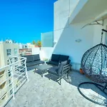 Roof Terrace, Seaview 3 Bedroom Penthouse Goslm-11 Apartment *