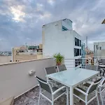 Apartment Roof Terrace, Seaview 3 Bedroom Penthouse Goslm-11