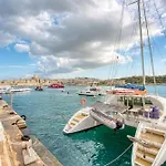 Roof Terrace, Seaview 3 Bedroom Penthouse Goslm-11